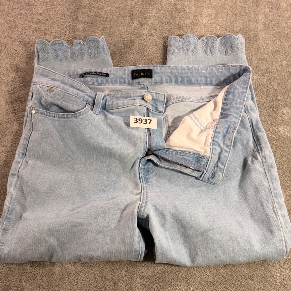 Talbots Straight Leg Crop Jean Womens 14P Light Blue Scallop Embroidered Hem